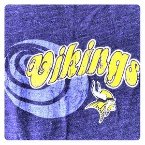 💜💛🏈 MN Vikings T-shirt 🏈 💛 💜
